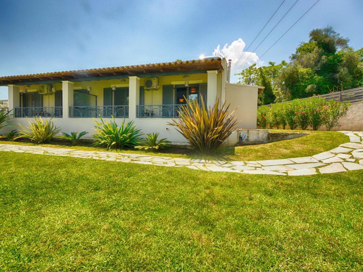 Cozy Family Friendly Apartment With Large Garden Close To Beaches - Dirella Kynopiástai 外观 照片