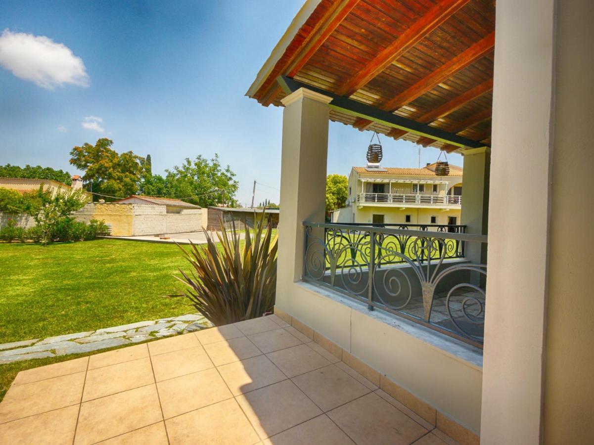 Cozy Family Friendly Apartment With Large Garden Close To Beaches - Dirella Kynopiástai 外观 照片