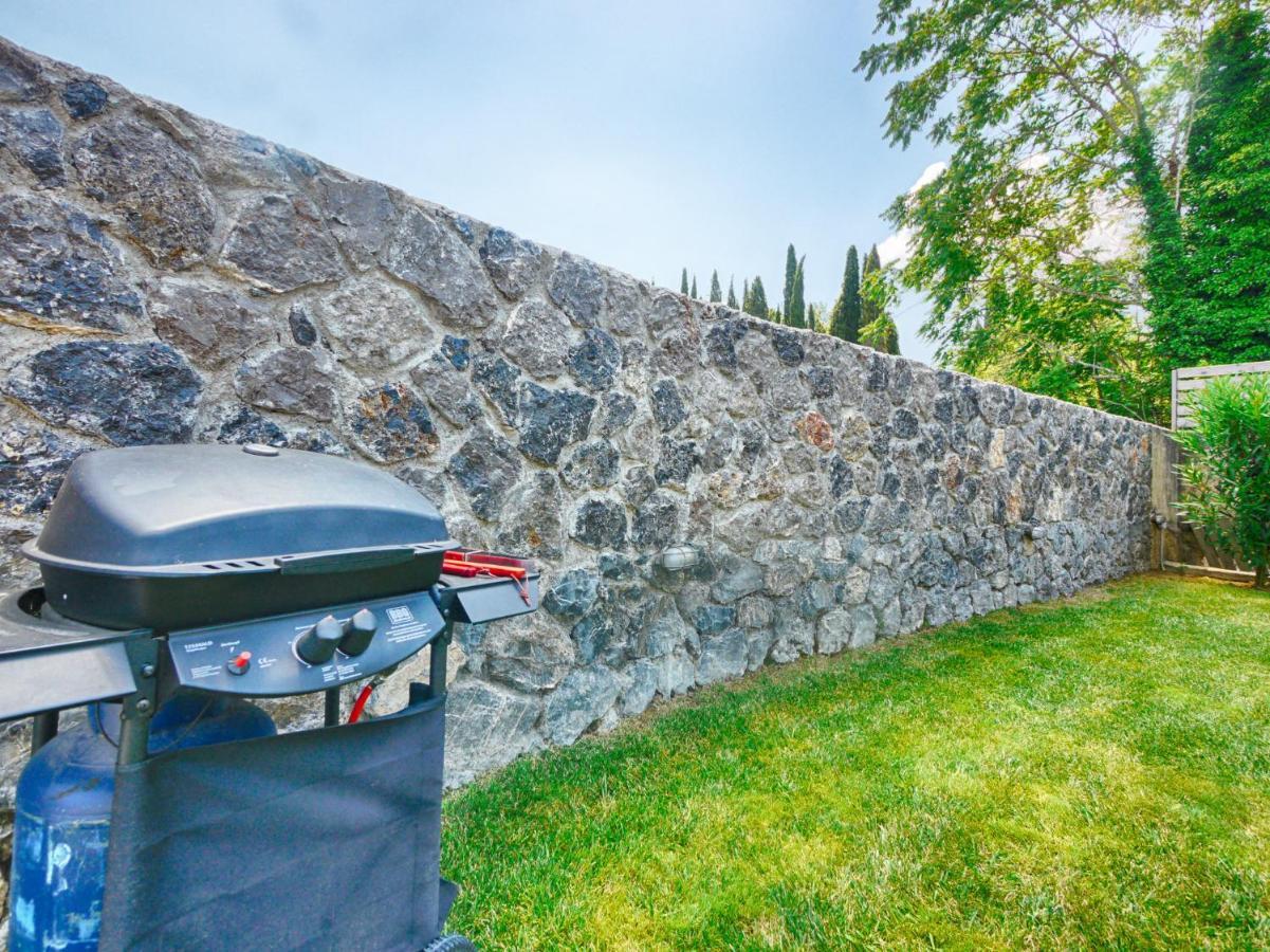 Cozy Family Friendly Apartment With Large Garden Close To Beaches - Dirella Kynopiástai 外观 照片