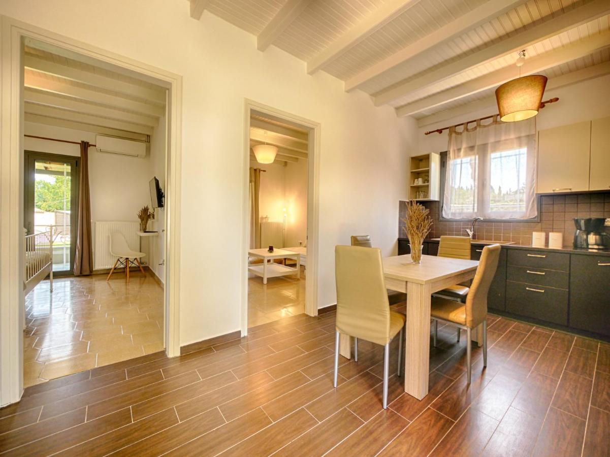 Cozy Family Friendly Apartment With Large Garden Close To Beaches - Dirella Kynopiástai 外观 照片